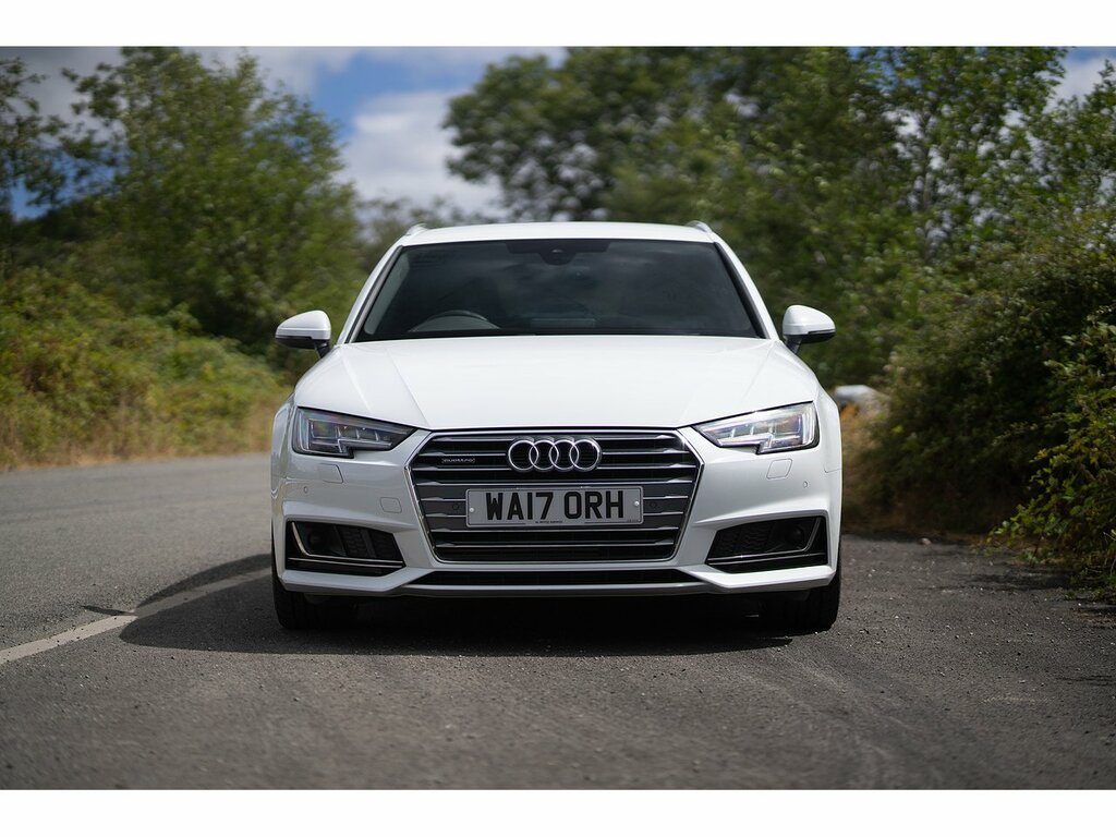 Audi A4 Avant Tfsi Executive Se White #2