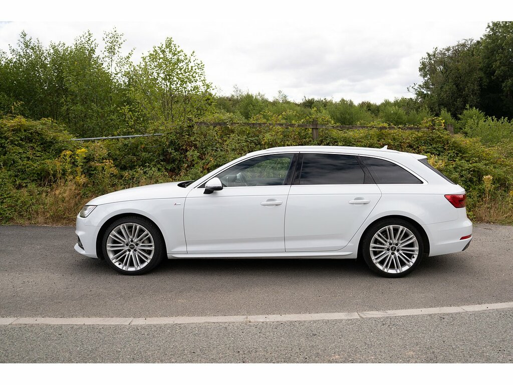 Audi A4 Avant Tfsi Executive Se White #5