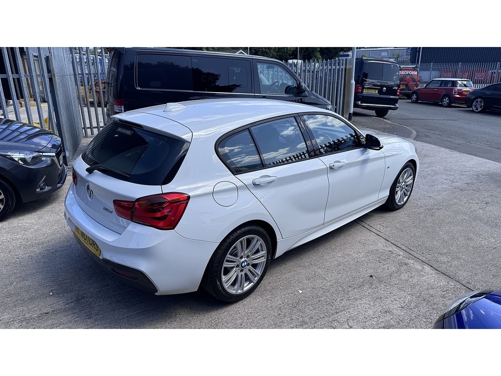BMW 1 Series 118D M Sport White #2
