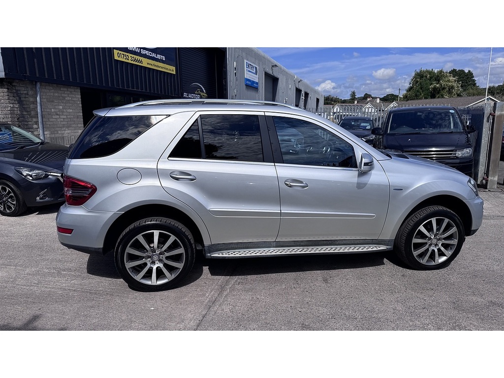 Mercedes-Benz M Class Ml350 Cdi V6 Blueefficiency Grand Edition Silver #3