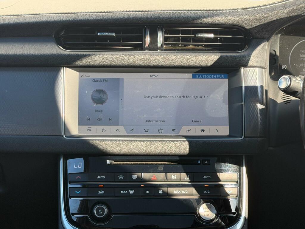 Jaguar XF 2.0D 180 R-sport Black #48