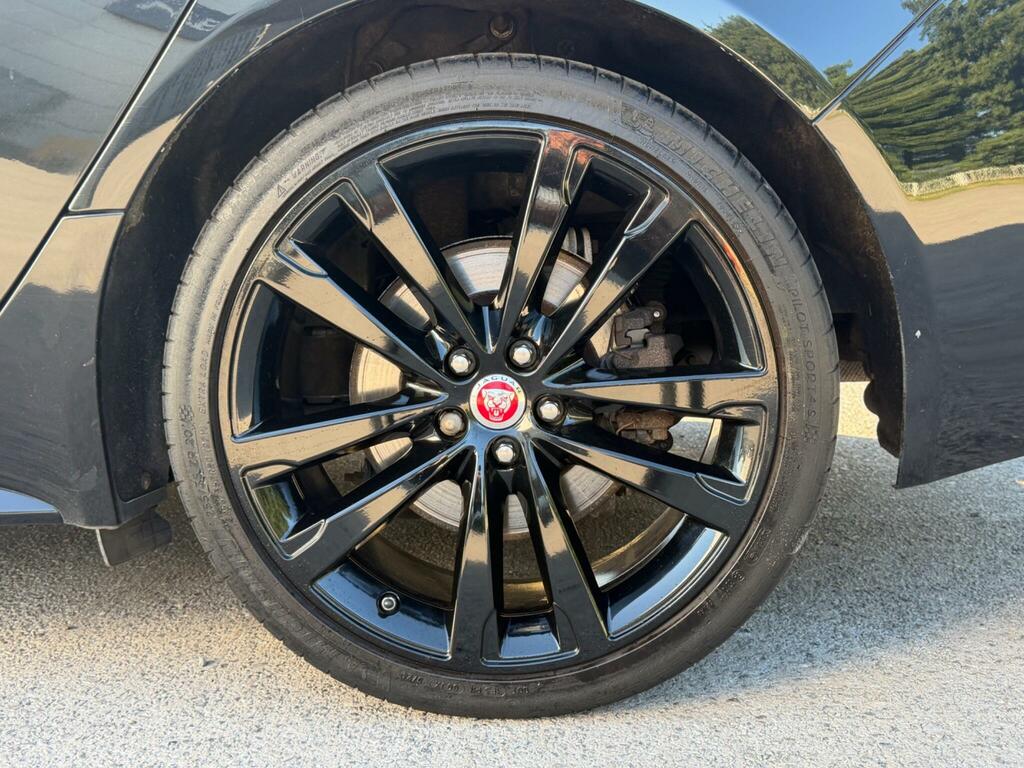 Jaguar XF 2.0D 180 R-sport Black #53