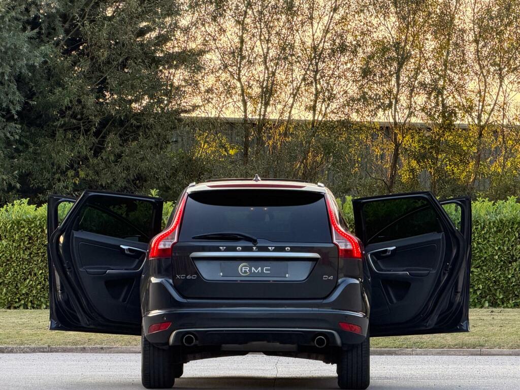 Volvo XC60 D4 181 R Design Lux Nav Geartronic - Suv 5 S White #9