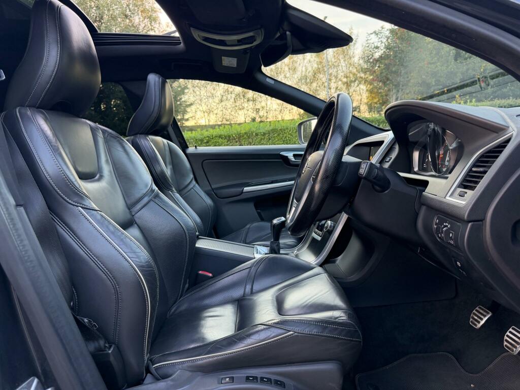 Volvo XC60 D4 181 R Design Lux Nav Geartronic - Suv 5 S White #18