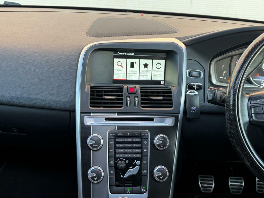 Volvo XC60 D4 181 R Design Lux Nav Geartronic - Suv 5 S White #40