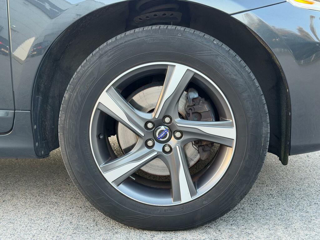 Volvo XC60 D4 181 R Design Lux Nav Geartronic - Suv 5 S White #48