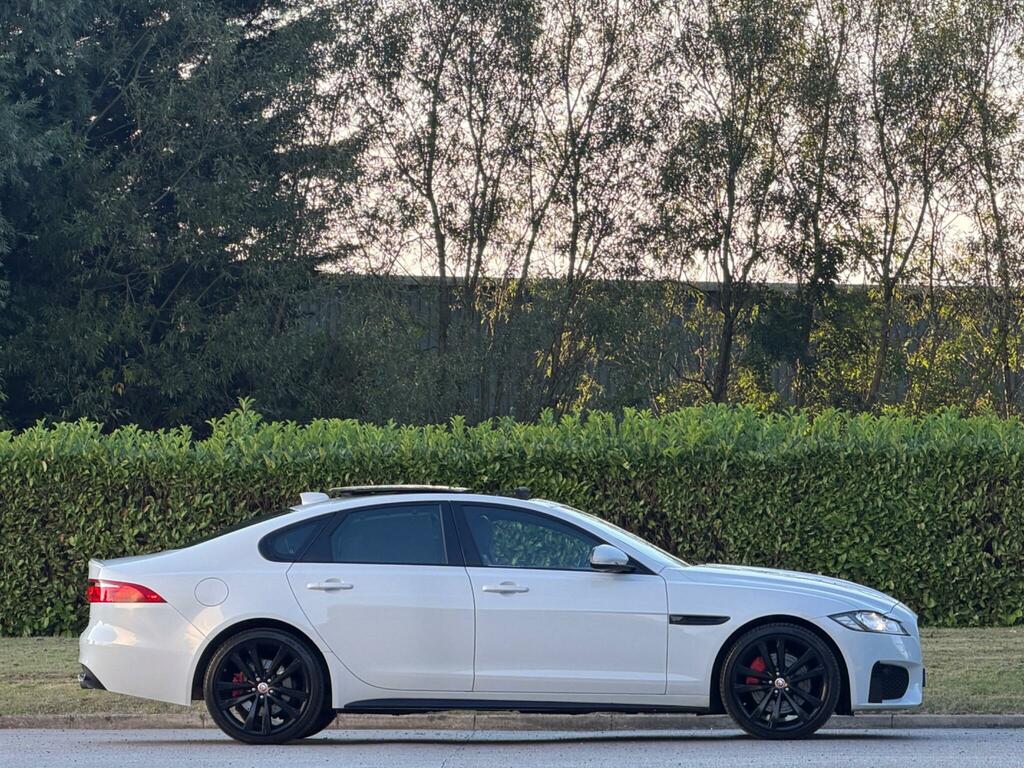 Jaguar XF S White #2
