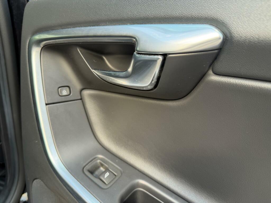 Volvo V60 D3 R-design Sunroof, Rear Park Assist, Wi Grey #22