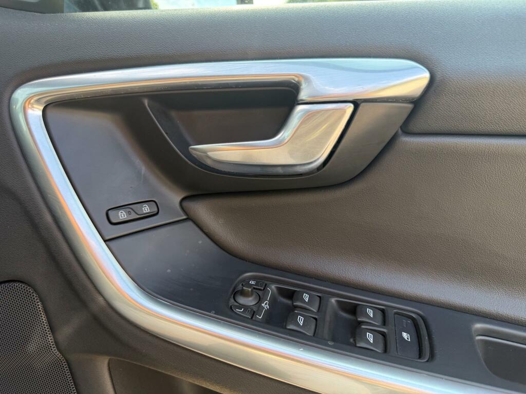 Volvo V60 D3 R-design Sunroof, Rear Park Assist, Wi Grey #25