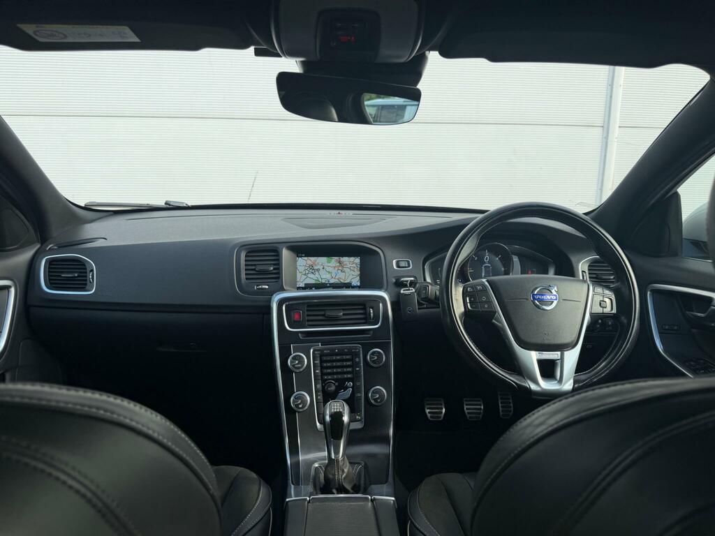Volvo V60 D3 R-design Sunroof, Rear Park Assist, Wi Grey #37
