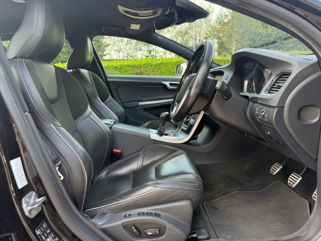 Volvo V60 D3 R-design Sunroof, Rear Park Assist, Wi Grey #16