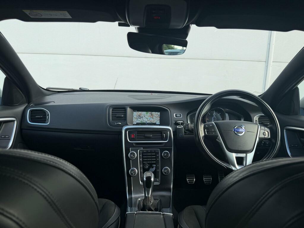 Volvo V60 D3 R-design Sunroof, Rear Park Assist, Wi Grey #32