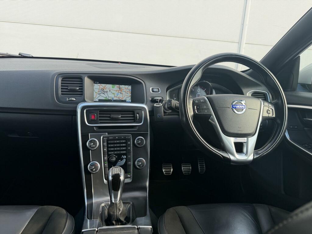 Volvo V60 D3 R-design Sunroof, Rear Park Assist, Wi Grey #34