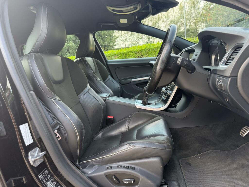Volvo V60 D3 R-design Sunroof, Rear Park Assist, Wi Grey #17
