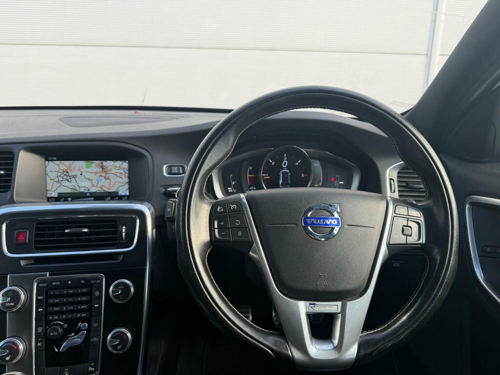 Volvo V60 D3 R-design Sunroof, Rear Park Assist, Wi Grey #39