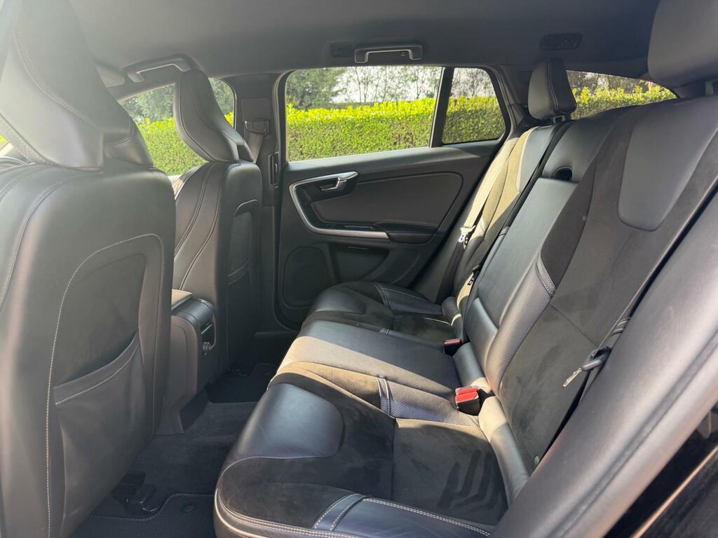 Volvo V60 D3 R-design Sunroof, Rear Park Assist, Wi Grey #29