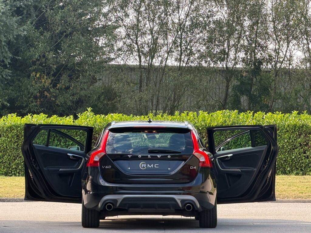 Volvo V60 D3 R-design Sunroof, Rear Park Assist, Wi Grey #9