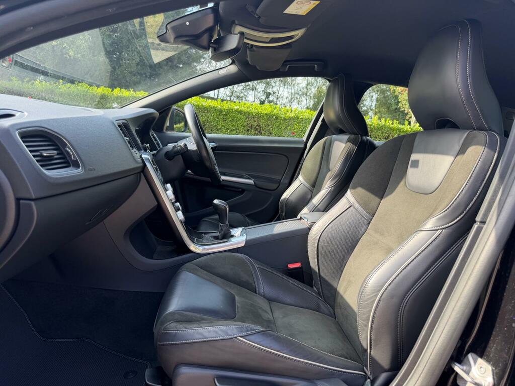 Volvo V60 D3 R-design Sunroof, Rear Park Assist, Wi Grey #27