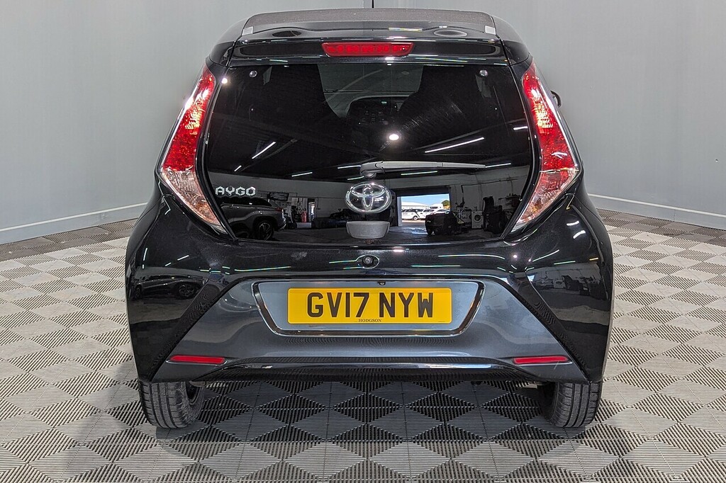 Toyota Aygo 1.0 Vvt-i X-style Hatchback Euro GV17NYW Black #5