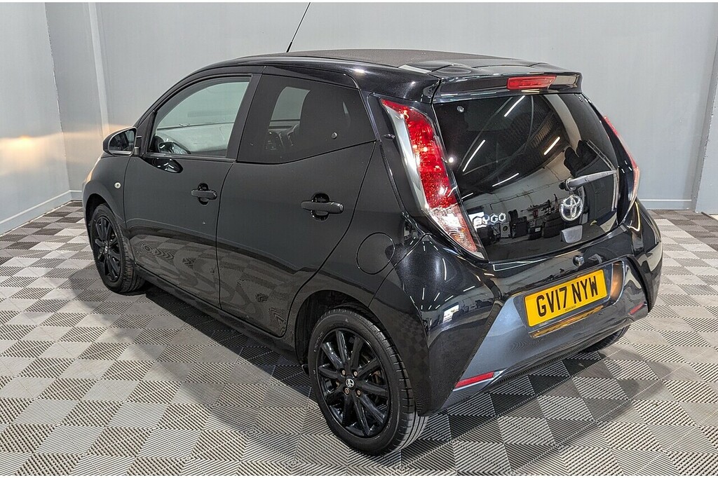 Toyota Aygo 1.0 Vvt-i X-style Hatchback Euro GV17NYW Black #6