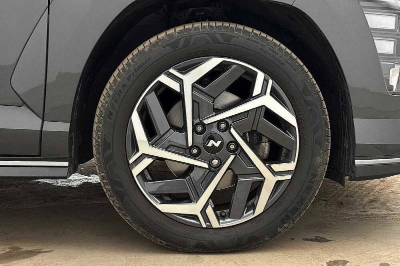 Hyundai Kona 65.4Kwh Advance Grey #9