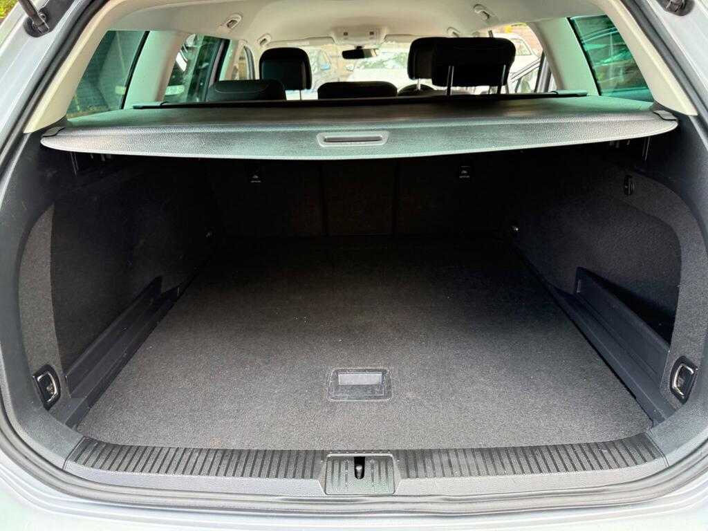 Volkswagen Passat 2.0 Tdi Bluemotion Tech Se Business Estate Die Silver #34