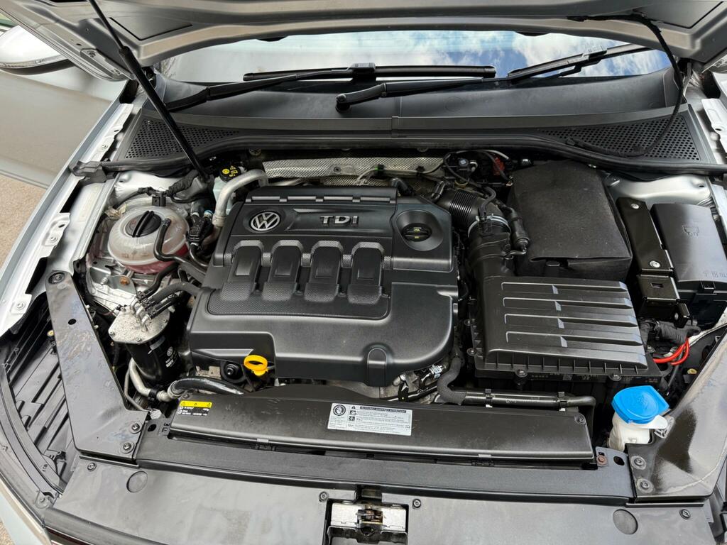 Volkswagen Passat 2.0 Tdi Bluemotion Tech Se Business Estate Die Silver #30