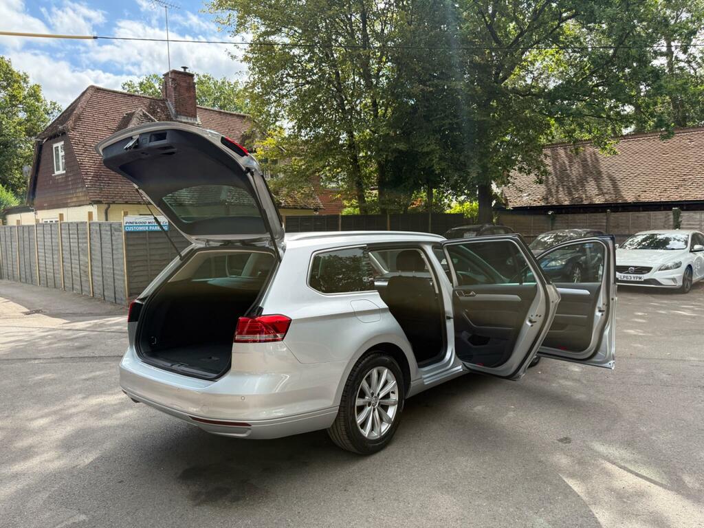 Volkswagen Passat 2.0 Tdi Bluemotion Tech Se Business Estate Die Silver #18