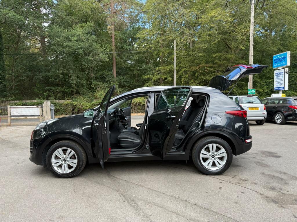 Kia Sportage 1.6T Gdi Gt-line Dct Awd Black #12