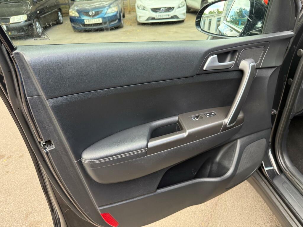 Kia Sportage 1.6T Gdi Gt-line Dct Awd Black #42