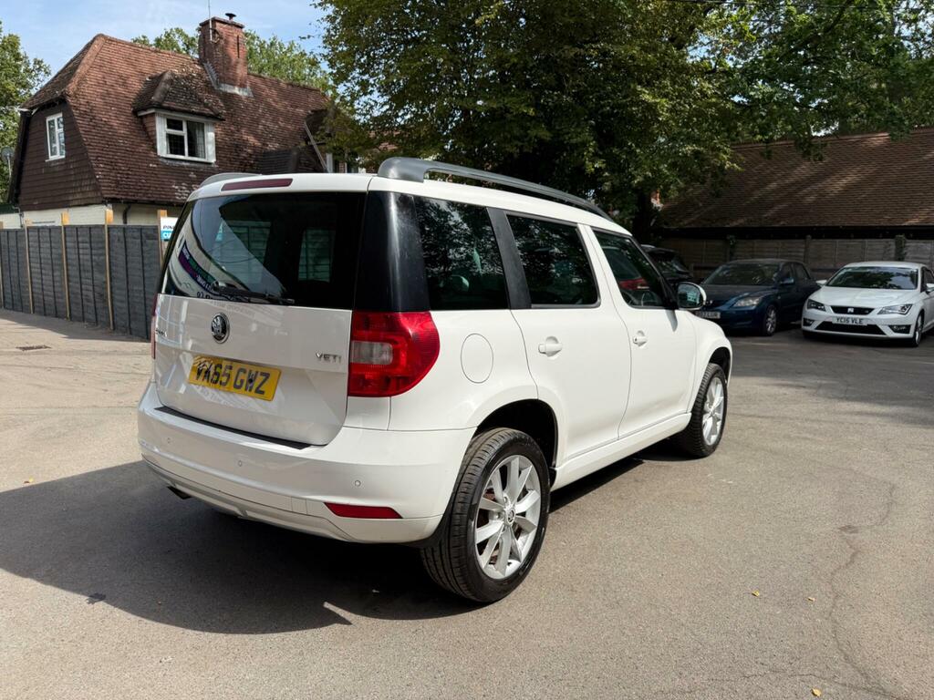 Skoda Yeti 1.2 Tsi Se Euro 6 S S White #4
