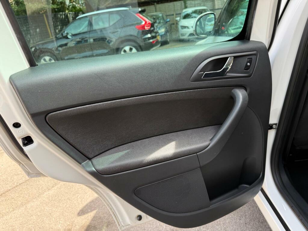 Skoda Yeti 2.0 Tdi Cr 150 Laurin Klement 4X4 Dsg White #38