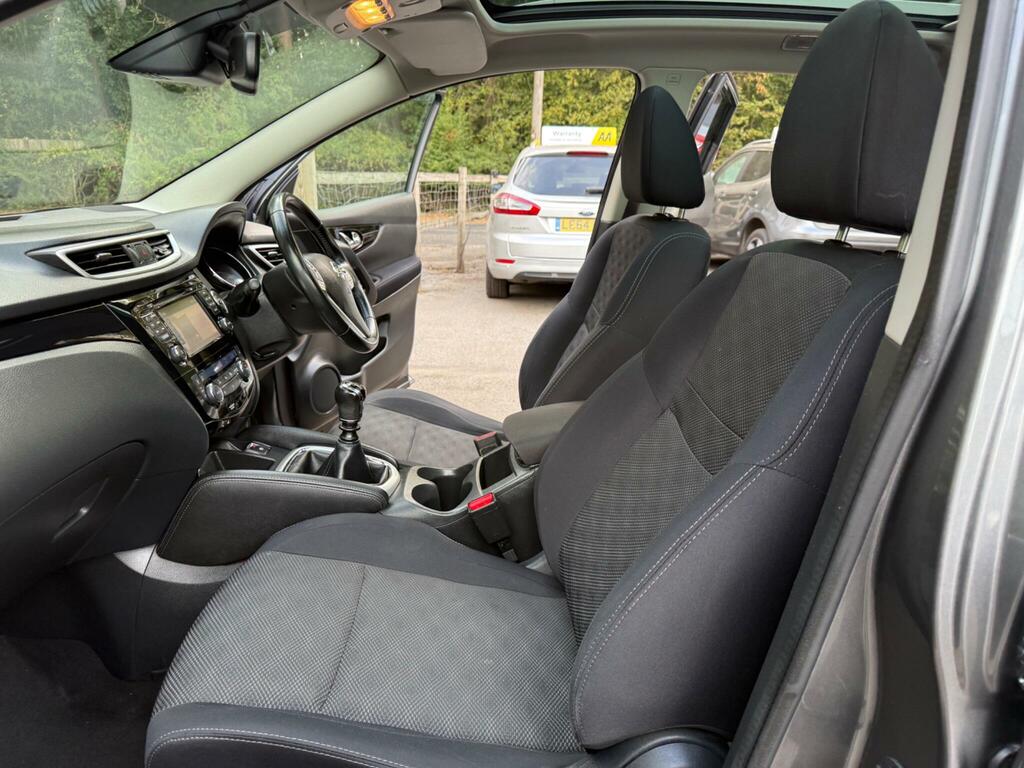 Nissan Qashqai 1.5 Dci Tekna 108 Bhp Grey #32