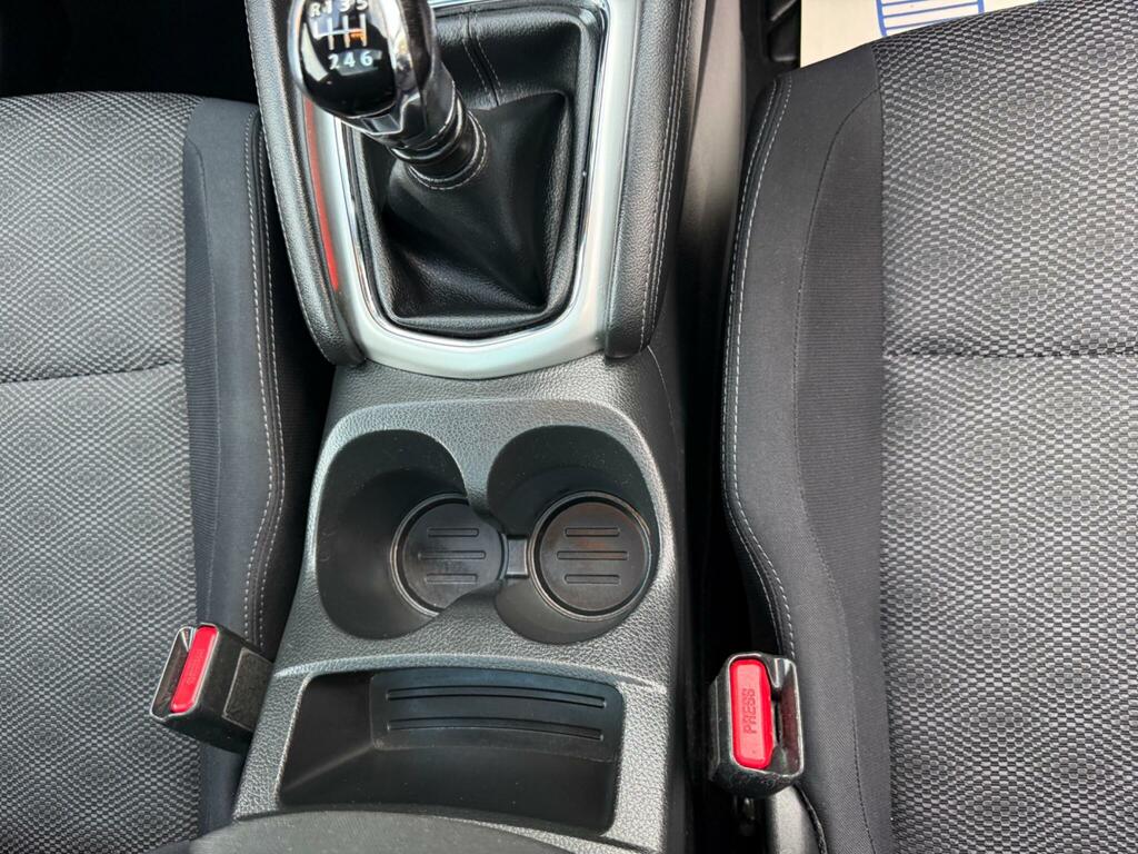 Nissan Qashqai 1.5 Dci Tekna 108 Bhp Grey #26
