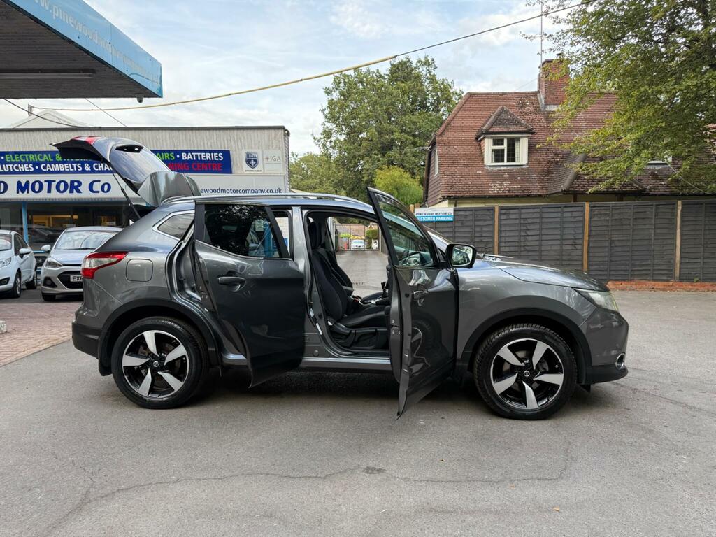 Nissan Qashqai 1.5 Dci Tekna 108 Bhp Grey #9