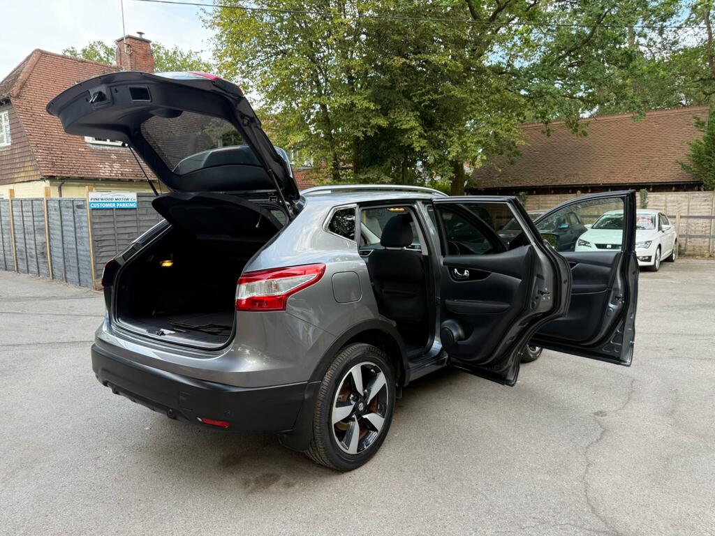 Nissan Qashqai 1.5 Dci Tekna 108 Bhp Grey #16