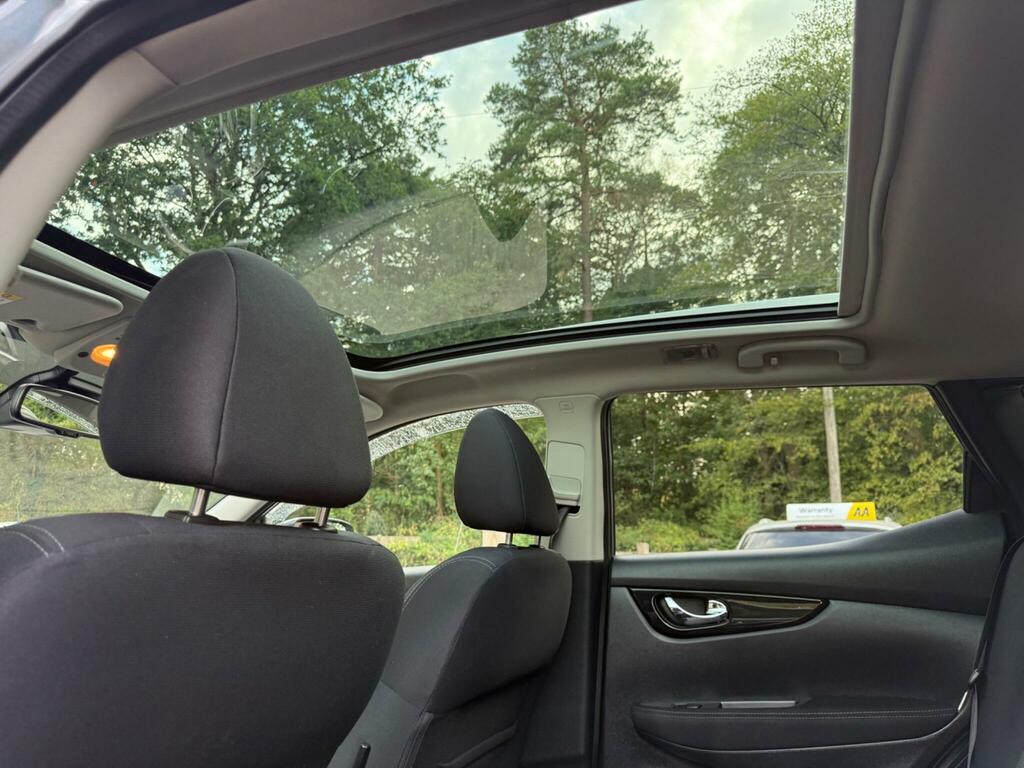 Nissan Qashqai 1.5 Dci Tekna 108 Bhp Grey #20