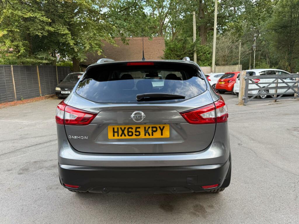 Nissan Qashqai 1.5 Dci Tekna 108 Bhp Grey #8