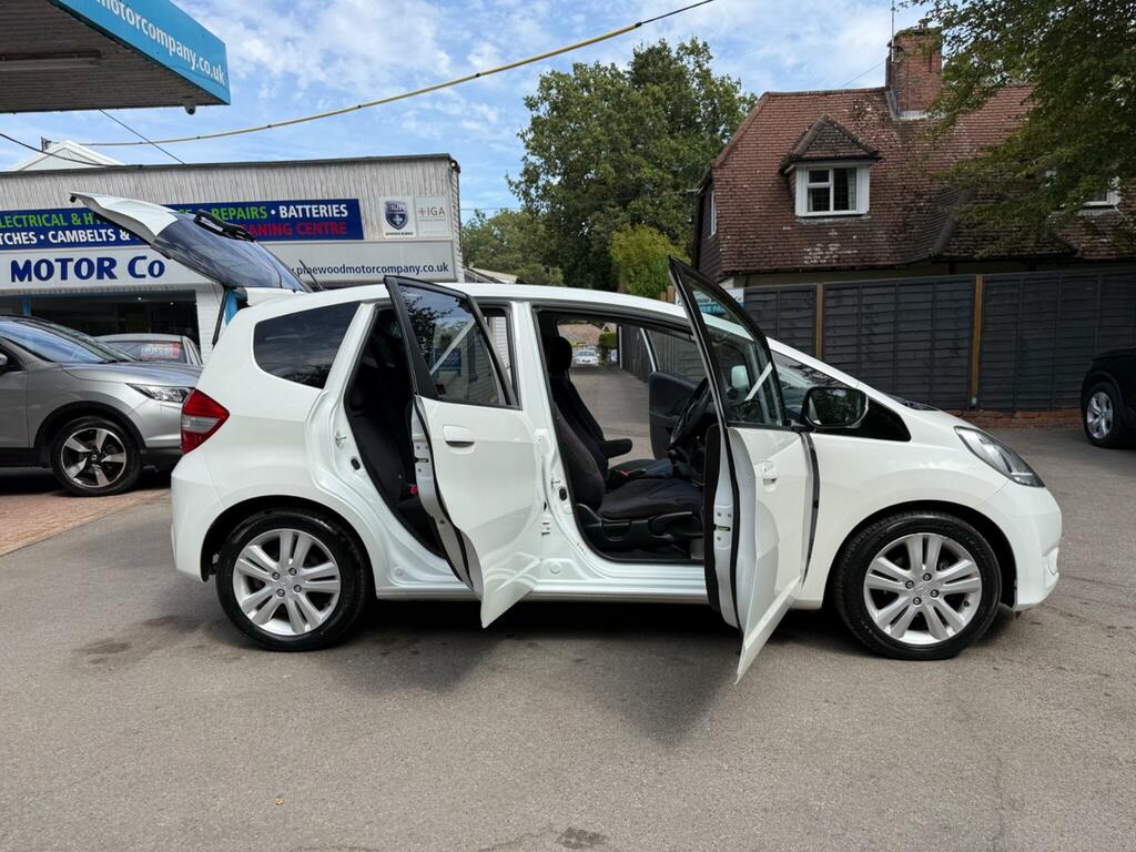 Honda Jazz 1.4 I-vtec Es Hatchback Cvt Euro 5 99 Red #9