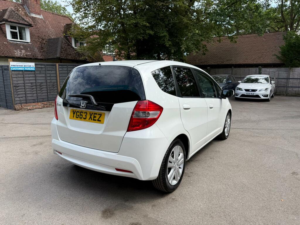 Honda Jazz 1.4 I-vtec Ex Euro 5 White #4
