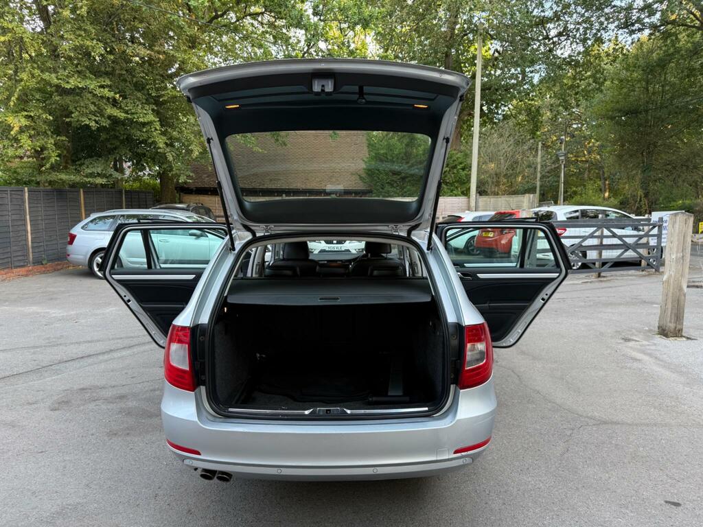 Skoda Superb Tdi Se Estate Euro 5 140 Ps Purple #15