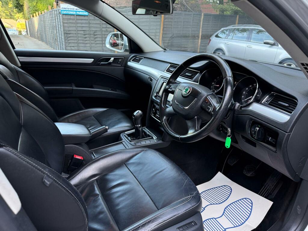 Skoda Superb Tdi Se Estate Euro 5 140 Ps Purple #25
