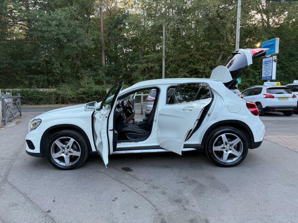 Mercedes-Benz GLA Class Suv 2.0 Gla45 Amg - Aero Kitpan Roofnight Pa Red #13