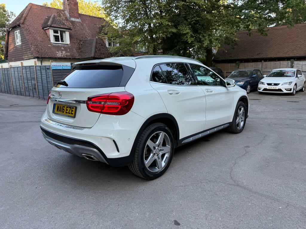 Mercedes-Benz GLA Class 2.1 Gla200d Amg Line Premium Plus Euro 6 S S 5 White #4