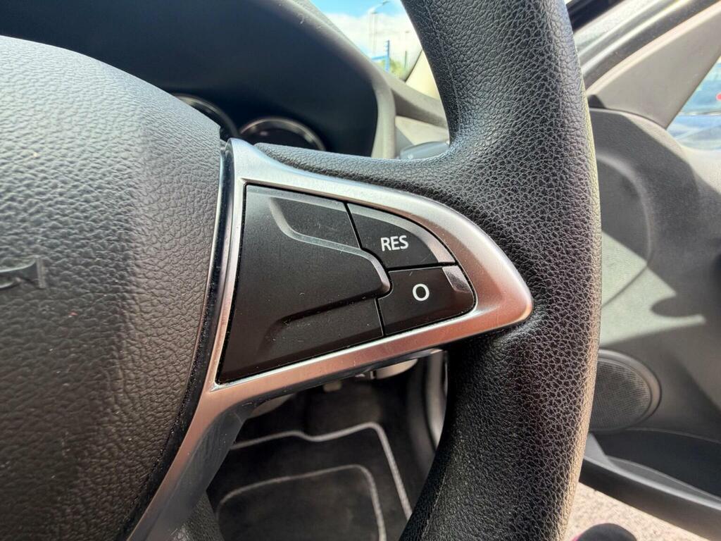 Dacia Sandero 0.9 Tce Comfort Euro 6 Ss Black #14