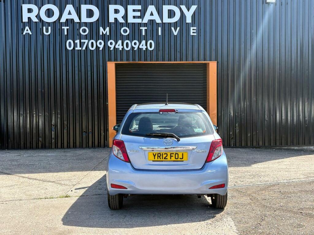 Toyota Yaris Tr Vvt-i  #5