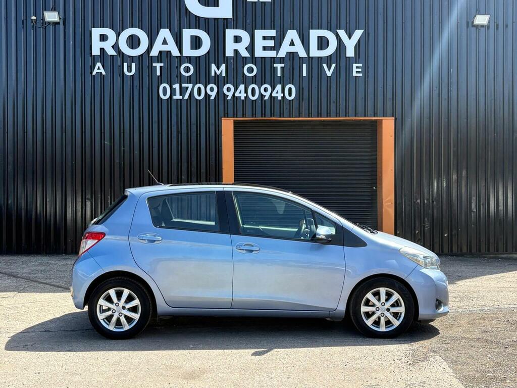 Toyota Yaris Tr Vvt-i  #3