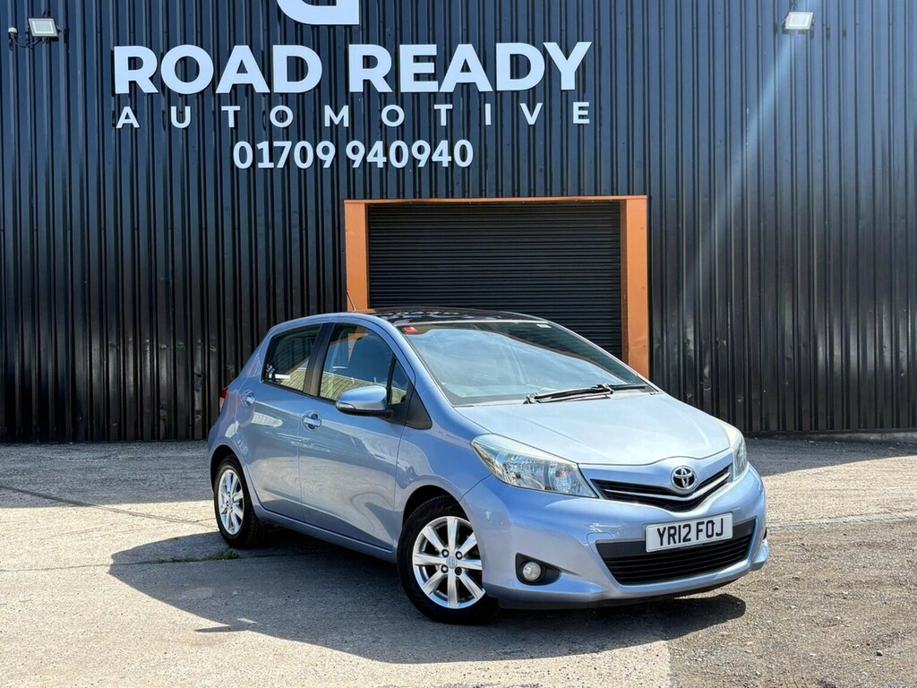 Toyota Yaris Tr Vvt-i  #1