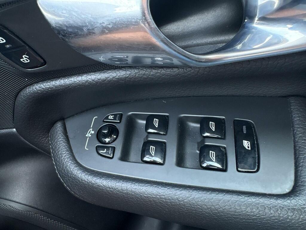 Volvo XC90 2.0H T8 Twin Engine 9.2Kwh Momentum 4Wd Euro Grey #29