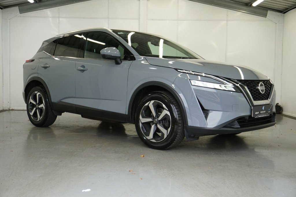 Nissan Qashqai 1.3L Premiere Edition Grey